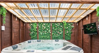 Captivating 2-bed House in Hamilton With Jacuzzi