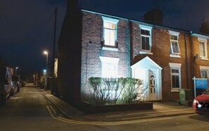 Exterior - Town Centre House with parking, Wi-Fi (Stafford)