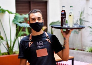 Food and drink - EMILIA HOTEL (Rosario)