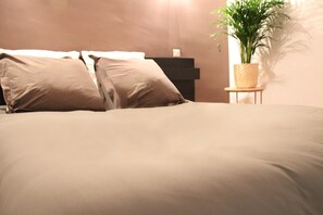 3 Schlafzimmer, Schreibtisch, Bügeleisen/Bügelbrett, kostenloses WLAN