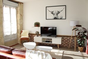 TV, tavolo da calcetto