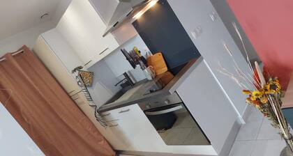 Maison rénovée à deux pas de la plage