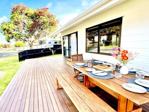 Outdoor dining