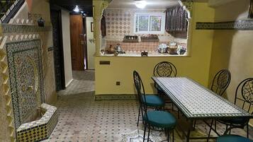 Nhà Cao cấp | Bếp riêng