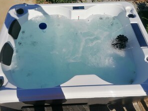 Bañera de hidromasaje exterior