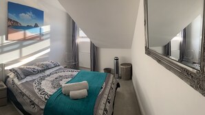 1 bedroom, WiFi (free), bed sheets - Light and Airy 1 Bed Apartment in London (London)