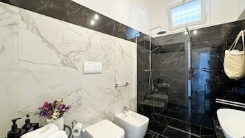 Haartrockner, Handtücher