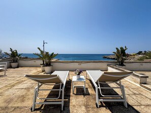 Terrace/patio - Beachfront villa with panoramic terrace (Nardò)