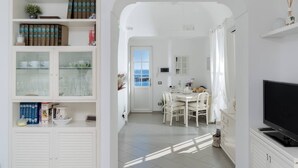 Interior - Donna Rosa Capri - Charming House by the Sea (Capri)