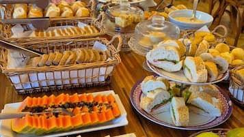 خدمة المقهى