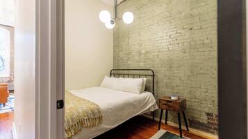 2 quartos, ferros/tábuas de passar roupa, Wi-Fi