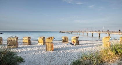 Dachterasse, Kinderspielzimmer +Trampolin ~ 5 Min zur Ostsee ~