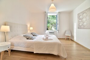 4 Schlafzimmer, Bügeleisen/Bügelbrett, kostenloses WLAN, Bettwäsche