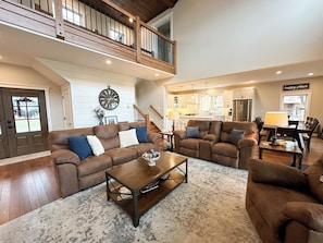 House (6 Bedrooms) | Property amenity - 7th Heaven by Taylor Made Deep Creek (McHenry)