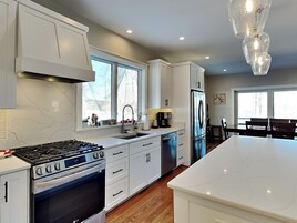 House (6 Bedrooms) | Property amenity