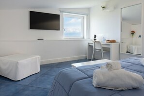 Smart TV 45 polegadas com canais a cabo, filmes recentes