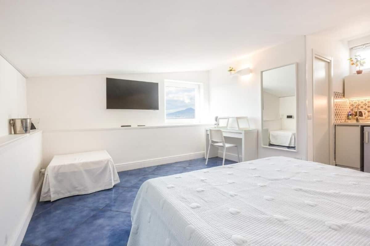 Deluxe House | 1 bedroom, premium bedding, Select Comfort beds, free minibar