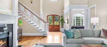 8BR Resort Estate with Pool and Theater