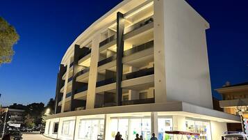 Apartment, Smoking | 2 bedrooms