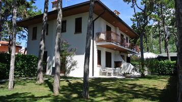 Villa, Smoking | 2 bedrooms