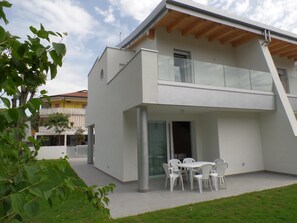 Villa, para fumadores | 3 habitaciones 