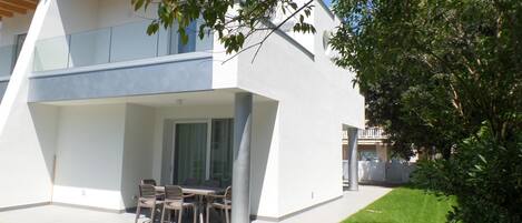 Villa, fumeurs | 3 chambres