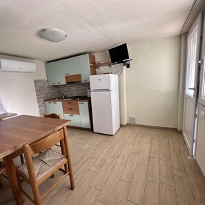 House, Smoking | 2 bedrooms