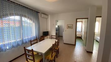 House, Smoking | 3 bedrooms