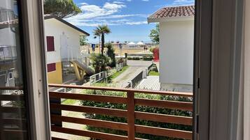 House, Smoking | 2 bedrooms