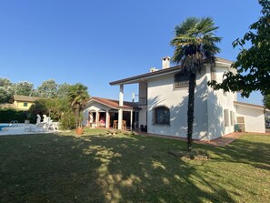 Villa, fumeur