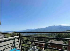 Property grounds - 2 BR/2 BA! Mt Harrison High! Views! FAST WI-FI (Gatlinburg)