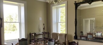 Private views of river Shannon, newly furnished, walking distance into village