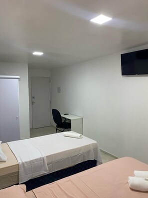 Escritorio y wifi gratis