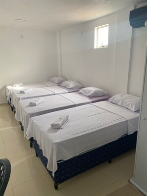 Skrivebord og wi-fi (inkludert)