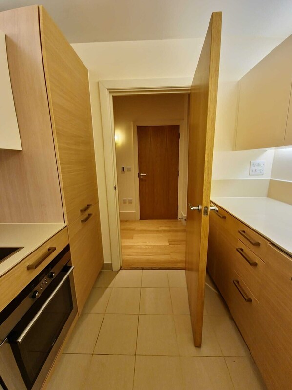 Private kitchen - Wood studio flat (London)