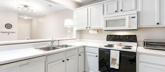 Single Room 2 with Shared Space