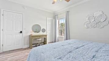 2 bedrooms, desk, iron/ironing board, travel crib