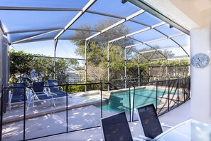 Beheizter Pool