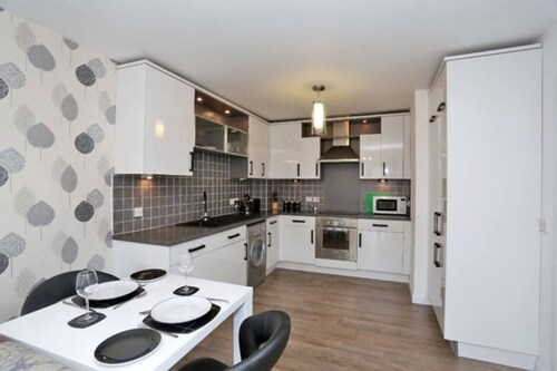 Beautiful One Bedroom Apartment