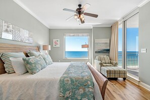 公寓客房, 多張床 (Indigo East 904) | 2 間臥室、熨斗/熨衣板、無線上網