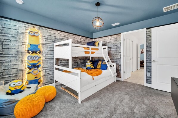 9 bedrooms, desk, iron/ironing board, free WiFi
