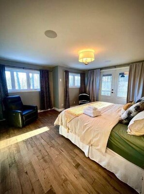 5 chambres, coffres-forts dans les chambres, bureau, Wi-Fi gratuit
