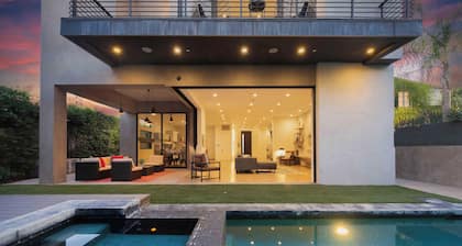 LA Villa by Avantstay Walk to The Grove LA