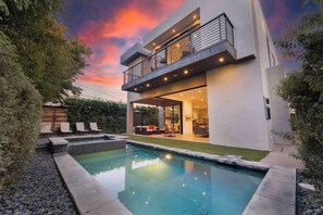 Outdoor pool - LA Villa by Avantstay Walk to The Grove LA (Los Angeles)