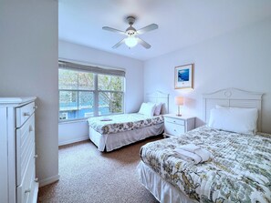 4 habitaciones, escritorio, tabla de planchar con plancha y wifi gratis 