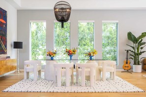 Villa (4 Bedrooms) | Interior