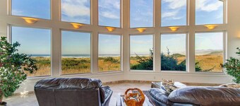 'Oceanfront Castle' w/ Hot Tub & Game Room