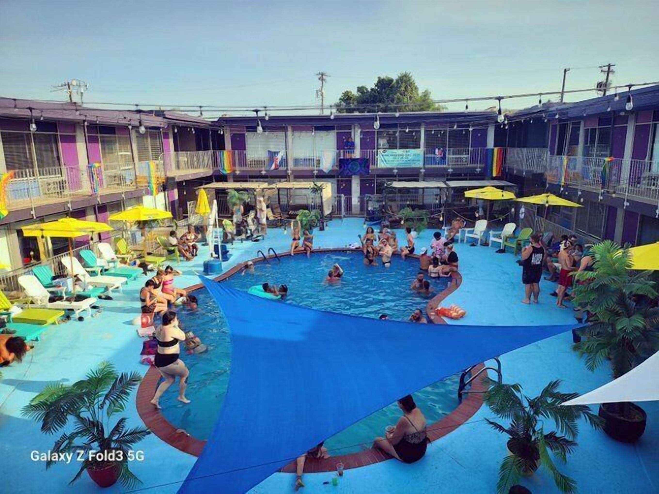 Seasonal outdoor pool, pool cabanas (surcharge), pool umbrellas