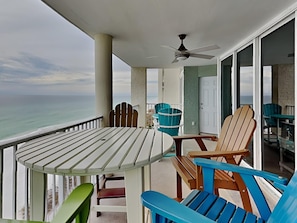 Terrace/patio - Long Beach Resort IV by Resort Collection (Panama City Beach)