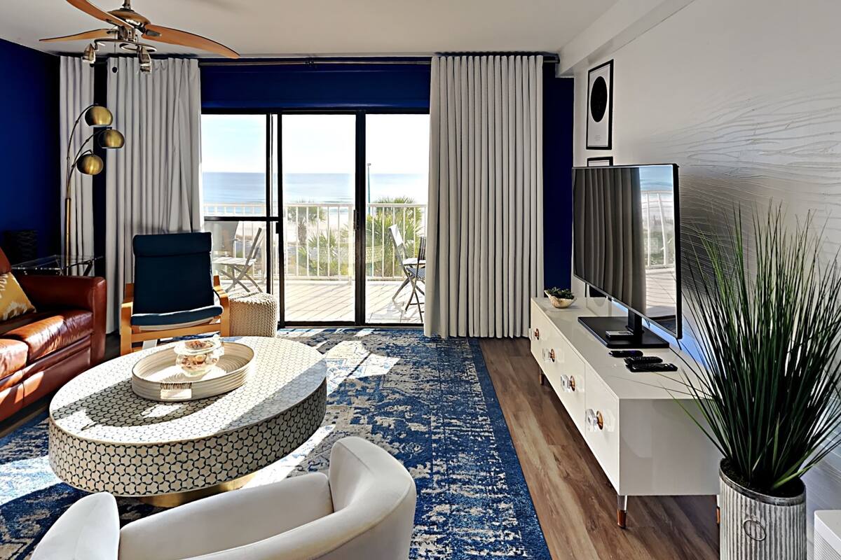 Condo, Multiple Beds, Balcony, Ocean View (#430 - No Pets) | Interior